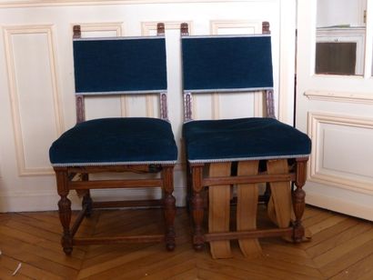 null Paire de chaises en bois naturel style Henri II