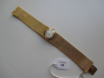 EBEL Montre-bracelet de dame, en or jaune 18K 750 millièmes, la montre de forme ronde,...