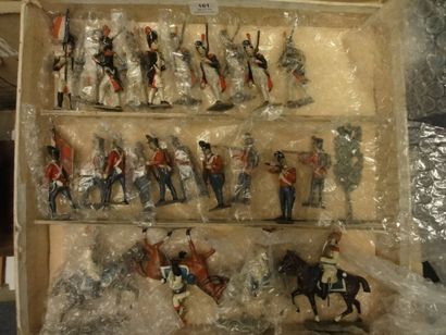 CBG Boite comprenant Anglais au défilé - Grenadiers et 3 Cavaliers à cheval