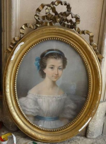 SAINT - ANGE Actif dans la seconde Moitié du XIXe siècle Portrait de fillette en...