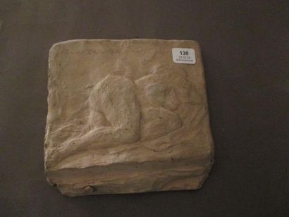 Elisée CAVAILLON (1873-1954) 
Femme nue allongée
Bas relief en terre cuite, signé...