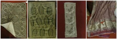 null Trois textiles ottomans et un Sari Inde du nord Benarès, vers 1900
Tenture de...