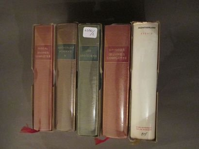 null Cinq volumes de LA PLEIADE: Montherlant, Spinoza, Pascal, les Stoïciens