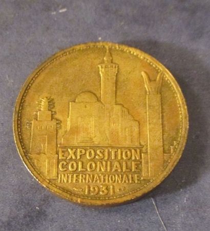 null EXPOSITION COLONIALE DE PARIS 1931, médaille du continent AFRICAIN signée L....