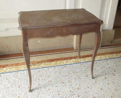 null Table de salon en bois naturel style Louis XV

H : 75, p : 50, l : 80 cm
