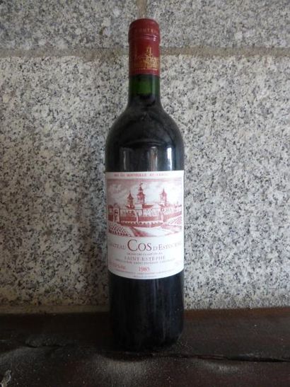 null 1 bouteille CH. COS-D'ESTOURNEL, 2° cru Saint-Estèphe 1985

