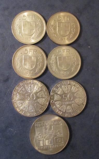 null (*) Trois pièces commémoratives autrichiennes en argent dont deux pièces de...