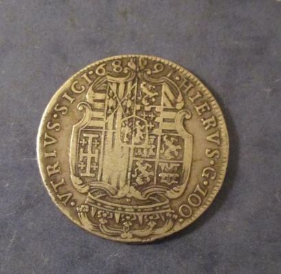 ITALIE-NAPLES (*) Un ducat de 100 grana Carolus II de 1689 en argent