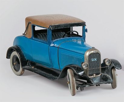 JOUET CITROEN 1929-1930 VOITURE mécanique représentant le faux Cabriolet C 6 avec...