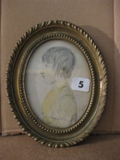 École française du début du XIXème s. "Portrait de jeune fille en buste de profil"....