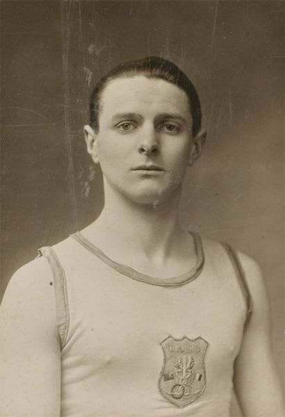 null [Anvers, 1920] Portrait de Joseph GUILLEMOT Champion olympique du 5000 m et...