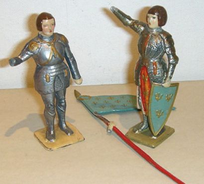 VERTUNNI LES VALOIS :Jeanne d'Arc (main à recoller) Dunois (manque drapeau).