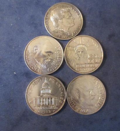 null Cinq pièces de 100 FF en argent 1982, 1984, 1985 (2), 1986