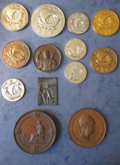 null Lot de médailles en bronze dont Exposition Internationale Philadelphie 1876,...