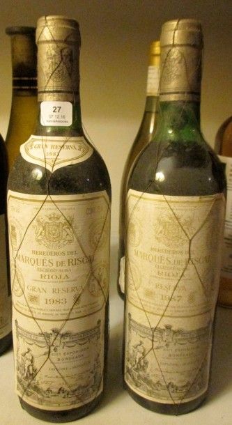 null Ensemble de 6 bouteilles :			

2 bouteilles RIOJA "Gran Réserva", Herederos...