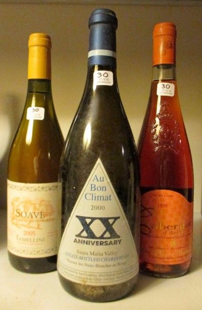 null Ensemble de 12 bouteilles :				

1 bouteille AOC VALAIS "Humagne Rouge", Biollaz	2009	

1...