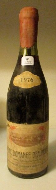 null 3 bouteilles VOSNE-ROMANEE "Les Beaumonts", 	C. Noëllat 1976 (ets)

