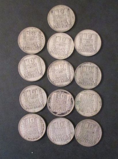null Treize pièces de 10 FF Turin en argent

