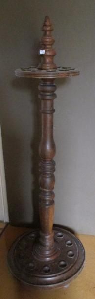 null Porte-queues de billard en bois naturel, XIXème s.

H: 147 cm.