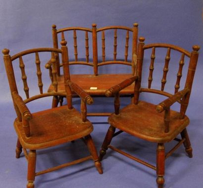 null Canapé et deux fauteuils en bois