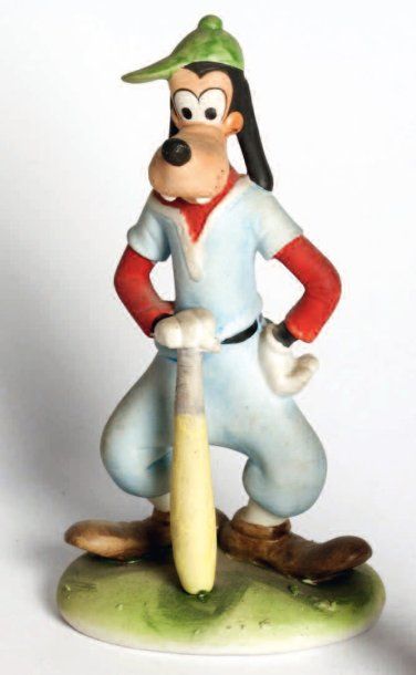 null GOOFY Figurine très décorative en porcelaine mate peinte, représentant Goofy...