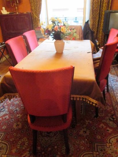 null Mobilier de salle à manger en bois de placage années 40 comprenant une table,...