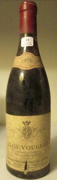 null 3 bouteilles CLOS VOUGEOT, Moine-Hudelot 1976 (es) 