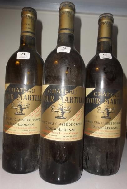 null Ensemble de 3 bouteilles :				

1 bouteille CH. LA TOUR MARTILLAC, Pessac-Léognan...