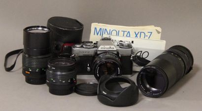 null MINOLTA

Appareil photo XD7, objectif MD ROKKOR 1:1,4 f=50 mm.

On y joint :

-...