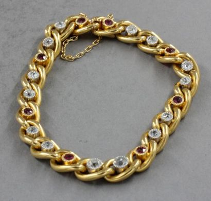 null Bracelet articulé en or jaune 750 millièmes, les maillons de forme ovale ornés...