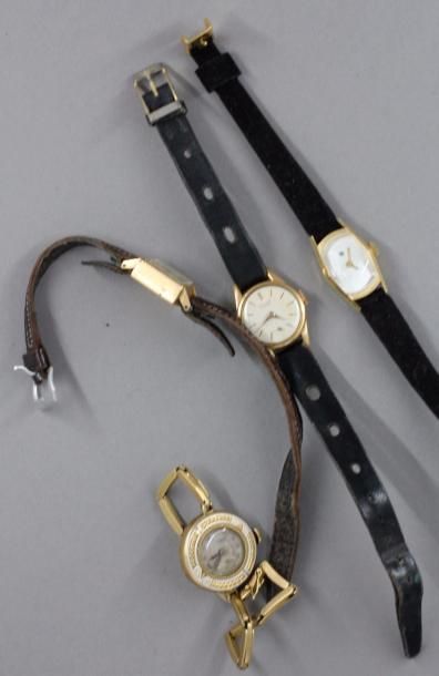 null Lot de quatre montres de dame :

- LIP montre en or jaune 18k, bracelet cuir,...