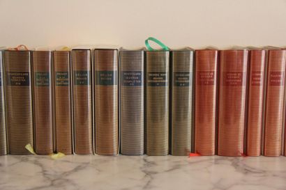 null 99 Volumes de LA PLEIADE dont 14 albums: Pascal, Montherlant, Chateaubriand,...