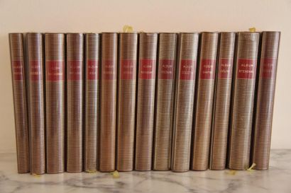null 99 Volumes de LA PLEIADE dont 14 albums: Pascal, Montherlant, Chateaubriand,...