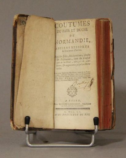 null Coutumes du pays et duché de Normandie. 1760.