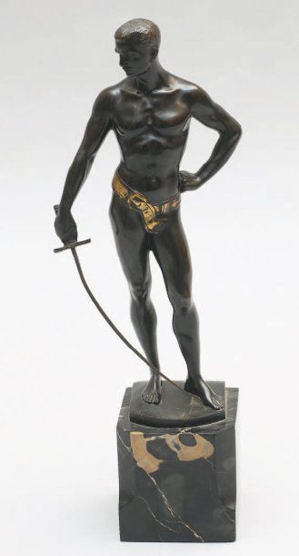 Emile HENRI Jeune homme à l'épée Sculpture. Epreuve en bronze sur socle en marbre...