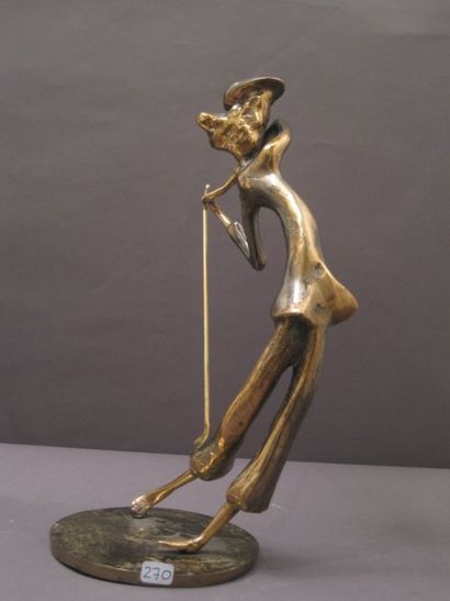 Yves LOHE, né en 1947 Golfeur Sculpture. Epreuve en bronze doré signé sur la terrasse....
