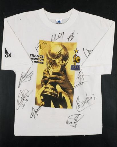 null Tee-shirt Coupe du Monde 98 France Championne du Monde avec signatures autographes...