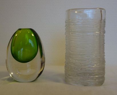 null Ernest GORDON - AFORS éditeur

Paire de vases piriformes en verre transparent,...