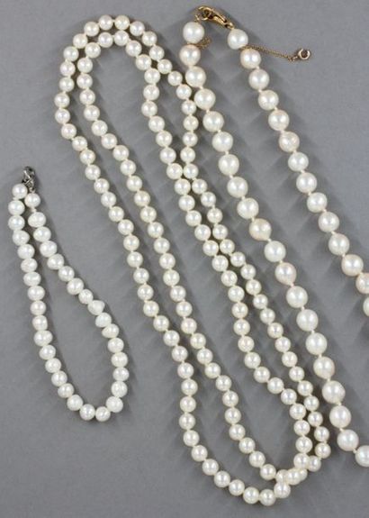 null Lot : - collier de perles de culture choker - bracelet de perles baroques -...