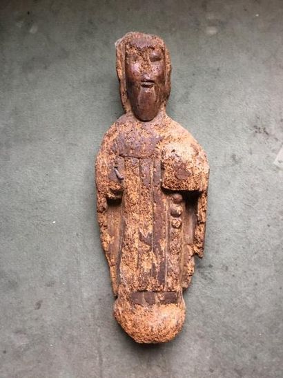 null Sculpture en bois représentant un homme (bras accidentés) H : 61 cm.
