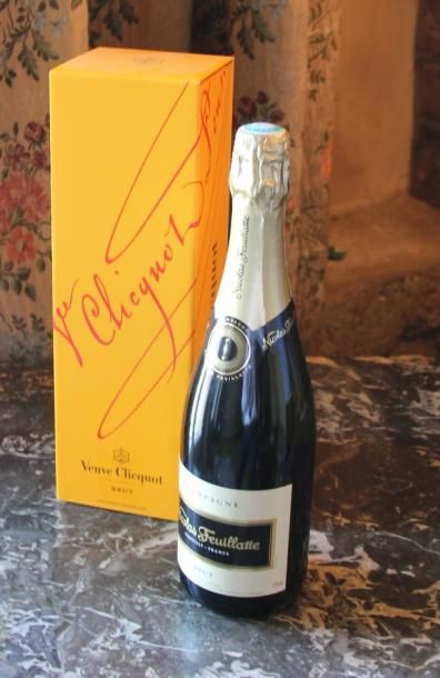 null Deux bouteilles de Champagne - Veuve Clicquot brut - Nicolas Feuillatte bru...