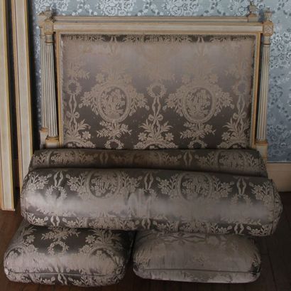 null Bois de lit et deux bergères en bois laqué gris Style Louis XVI