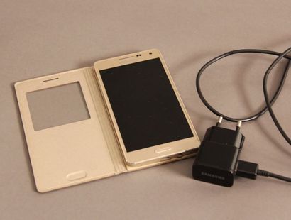 null SAMSUNG Galaxy A5 2015 Téléphone portable modèle SM-A500FU