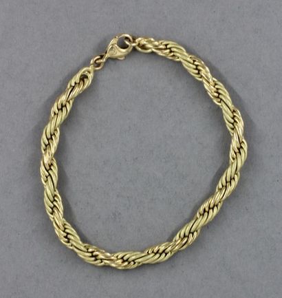 null Bracelet torsadé en or jaune 18k, pds : 12,3 g.