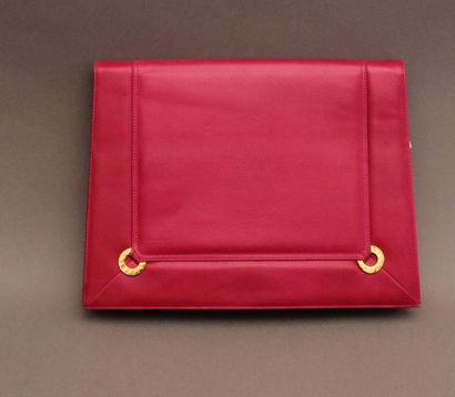 null GIVENCHY Sac pochette 28cm en cuir agneau fuchsia, fermeture pression aimantée...