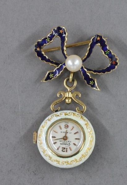 null Broche nœud sertie d’une perle ornée d’une montre de col en or jaune 18k émaillée...