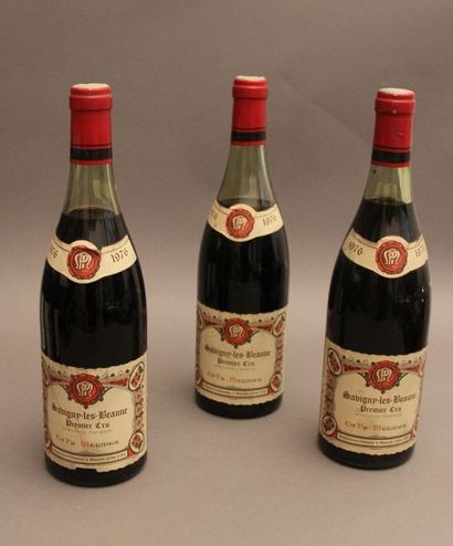 3 bouteilles Savigny les Beaunes 1976, Ph....