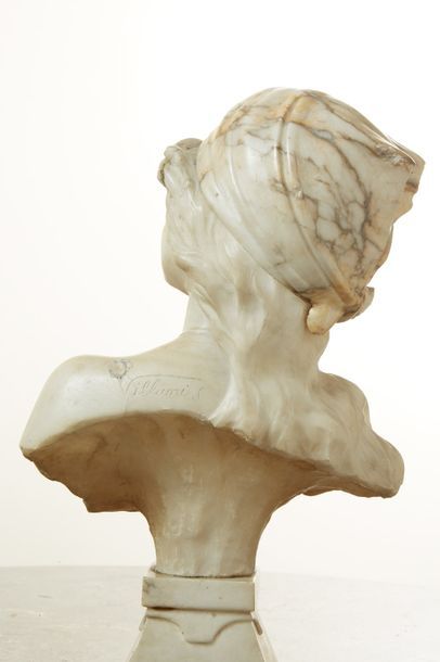 null Emmanuel VILLANIS (1858-1914) Saida Buste en marbre blanc signé et titré H :...