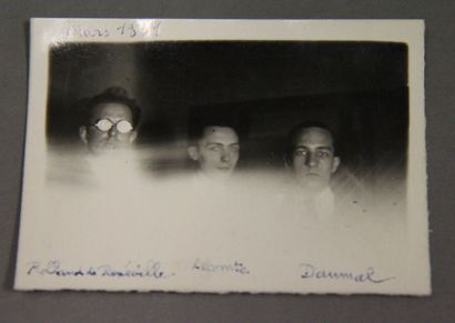 null René Daumal, Rolland de Renéville, Roger Gilbert Lecomte, photographie en noir...