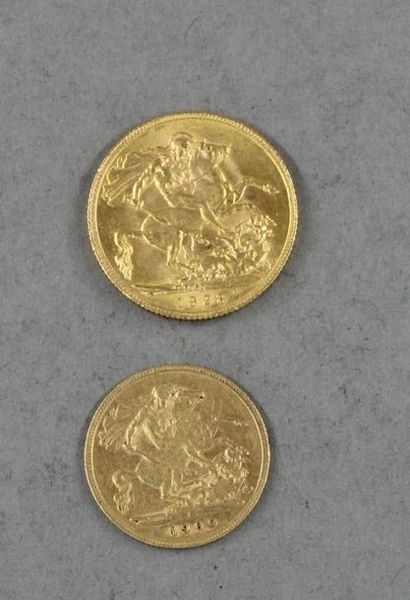 null *Un souverain 1928 et un demi souverain 1900 en or